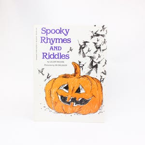 Vintage Book, Spooky Rhymes and Riddles, by Lilian Moore, Pictures by Ib Ohlsson, Scholastic