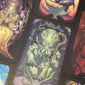 Eldritch Tarot, the Cthulhu Tarot 78 cards by artist Sara Bardi, Lovecraft & Harry Houdini witchcraft