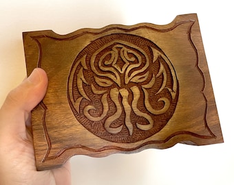 Cthulhu wooden jewelry box, lovecraft hand carved design