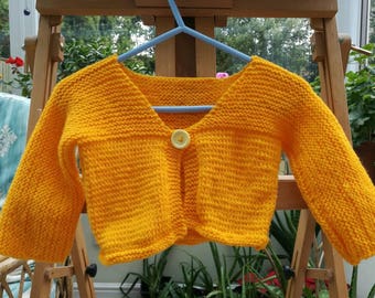 Cardigan jaune de chéri