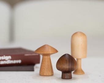 Minimalist Wooden Mushroom – Handcrafted Nature-Inspired Decor