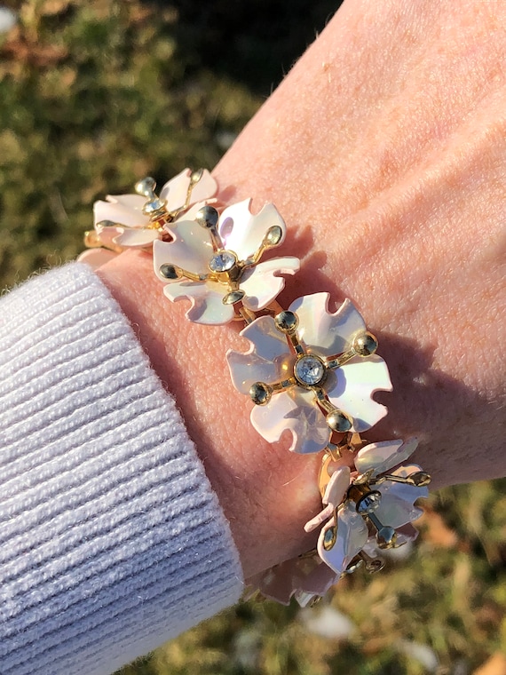 Vintage plastic flowers bracelet, iridescent shine