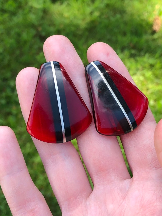 Vintage red lucite clip on earrings, big and bold!