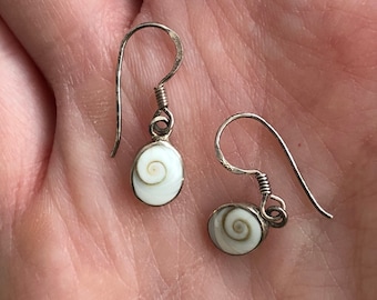 Vintage sterling silver and genuine shell earrings