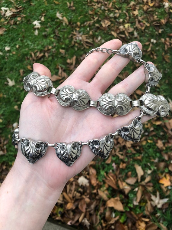 Vintage Necklace and Bracelet Set With Stylized Heart Shapes, Art