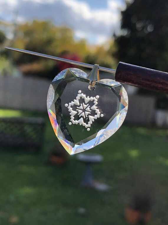 Vintage faceted glass snowflake heart pendant, bea