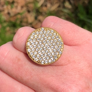 Very sparkly Kate Spade pave ring, gold tone metal and rhinestones, size 6.5