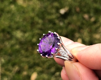 Genuine amethyst prong set sterling silver ring, size 8.25