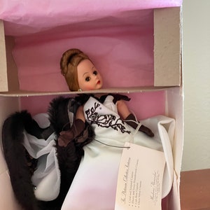 Madame Alexander 10” Cafe Rose Doll MIB 22200
