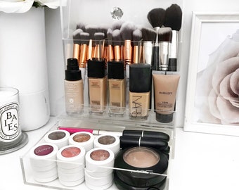 Crystal Brush Holder with lid - Acrylic makeup Storage organiser