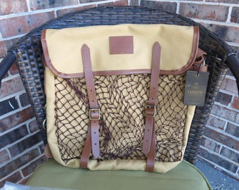 Bolso Hardy Classic Troutfisher sin usar, fabricado en Inglaterra, lona gruesa color tostado con ribetes de cuero y herrajes de latón. ¡Una belleza!