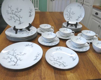 1955 Noritake Pattern No. 1386 Small Luncheon Set for 5 or 6