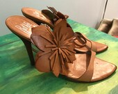 Vintage women 39 s sandals - shoes - pumps - white leather sandals Rodolphe Manudier - French design chic sandals size 7 1 2