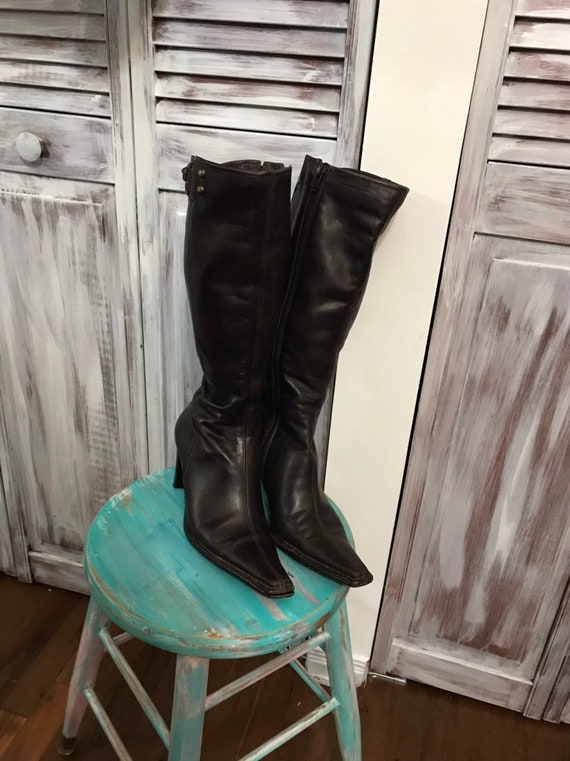 pointed square toe boots