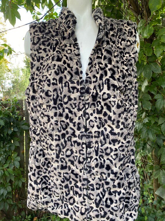 Leopard faux fur jacket vintage woman size 42 or … - image 2