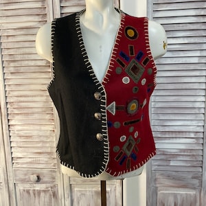 Vintage women&#39;s embroidered black and red leather jacket, size medium