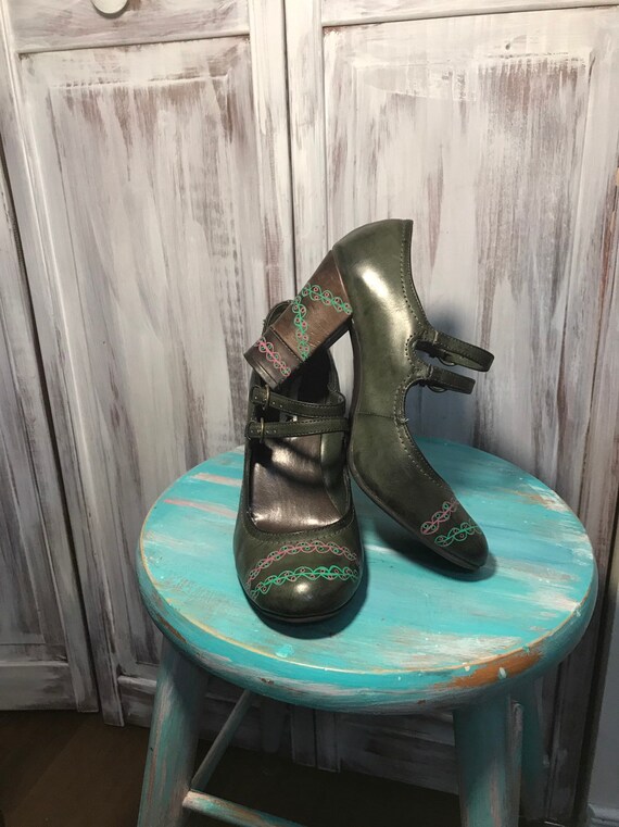 Dark green shop mary jane shoes