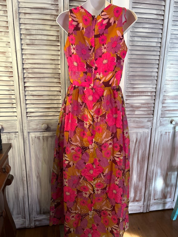 Robe longue fleurie rose vintage des années 70s - image 4