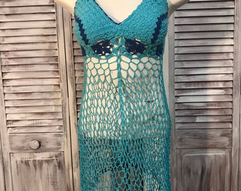 Vintage dress - sexy crocheted dress from the 90s - turquoise blue and navy dress opaque crochet at the breast and openwork at the back and bottom of the dress