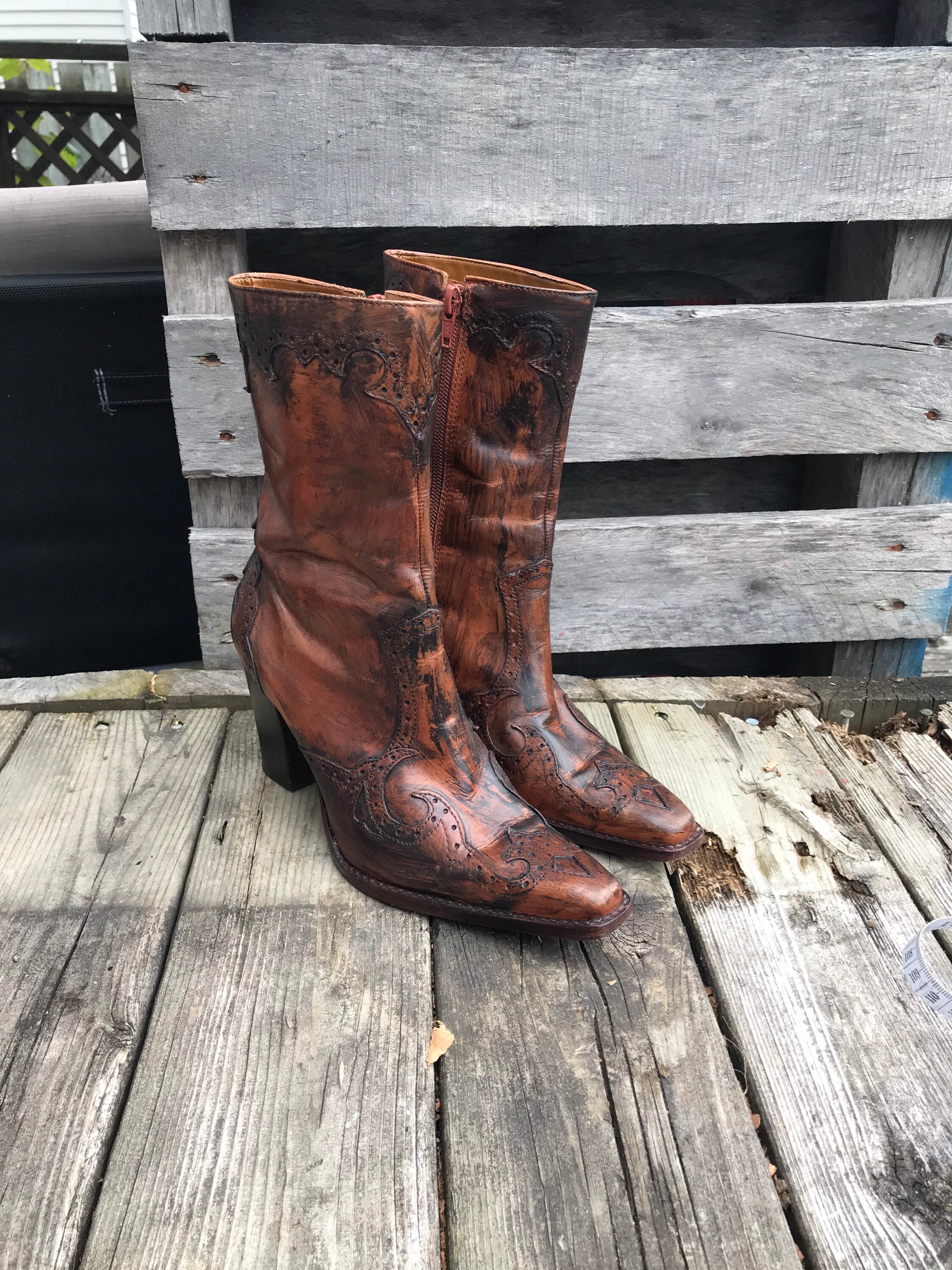 Vintage Women s Boot Eddies Bauer Boot With Square Pointed Toe and