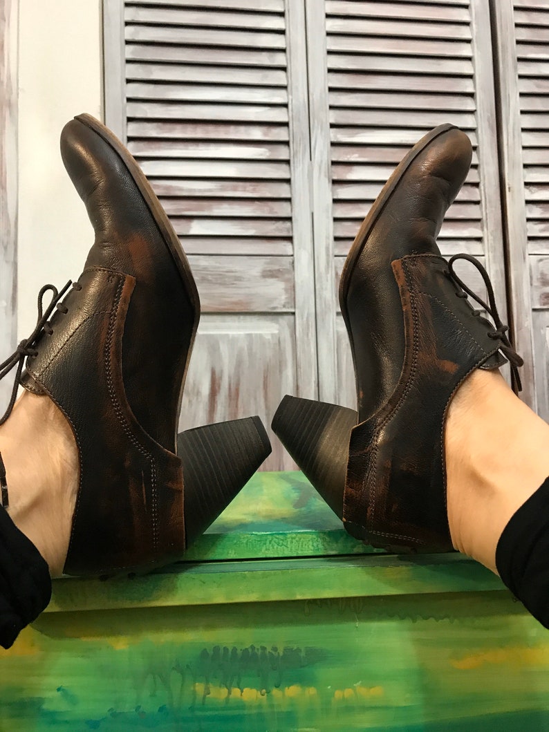 Karston Brand Made In France In Brown Leather Look Worn Size 39 Vintage Women S Shoe With Wide Heels Shoes Women S Shoes Valresa Com