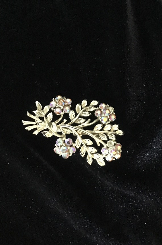 Broche vintage fleurs - argent avec perle- superbe