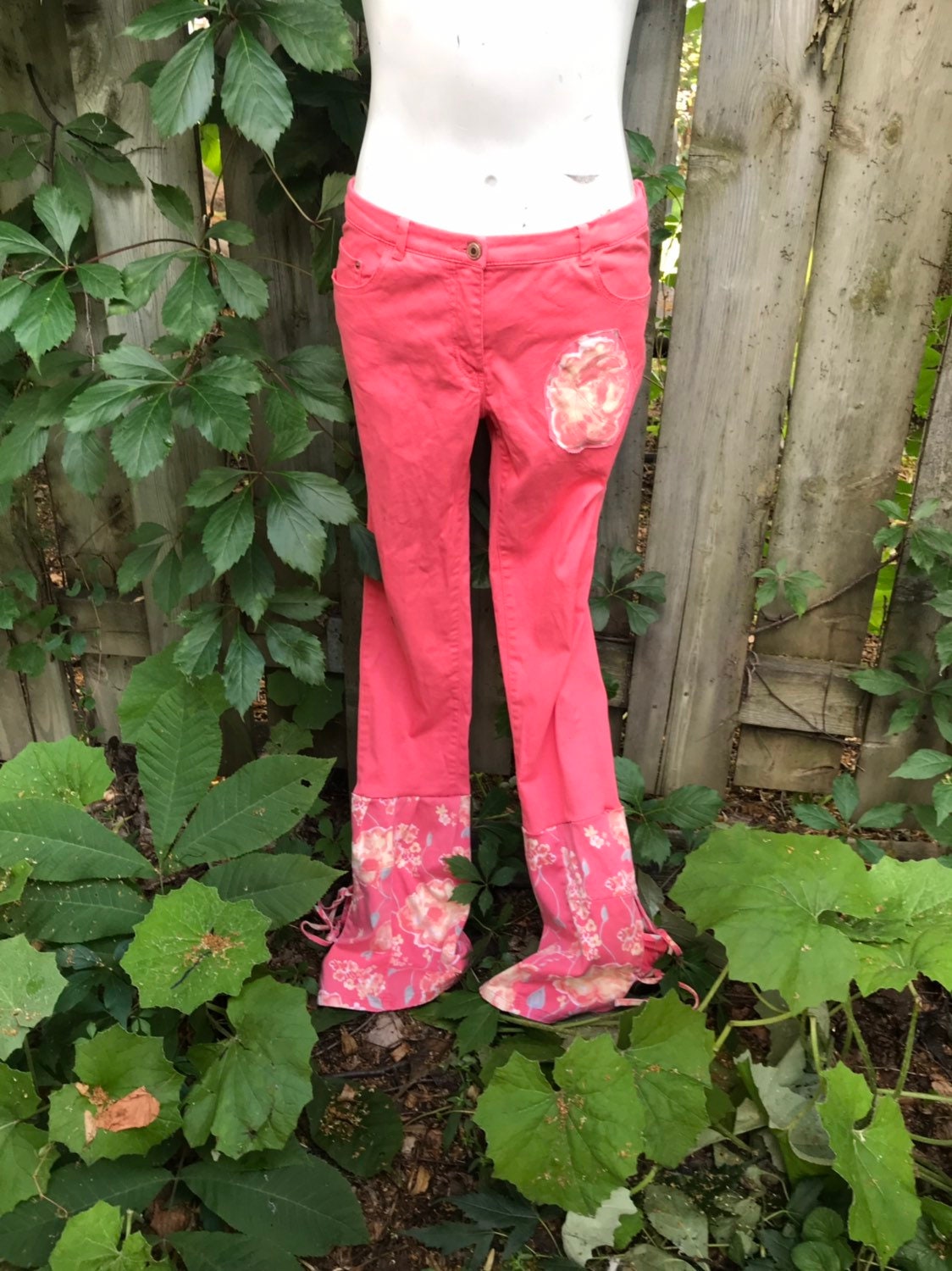 Wide Leg Jeans With Flowers -  Canada
