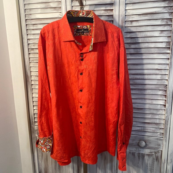 chemise homme Bertigo en rouge orange - avec tissu noir imprimé au manches et au col grandeur 6