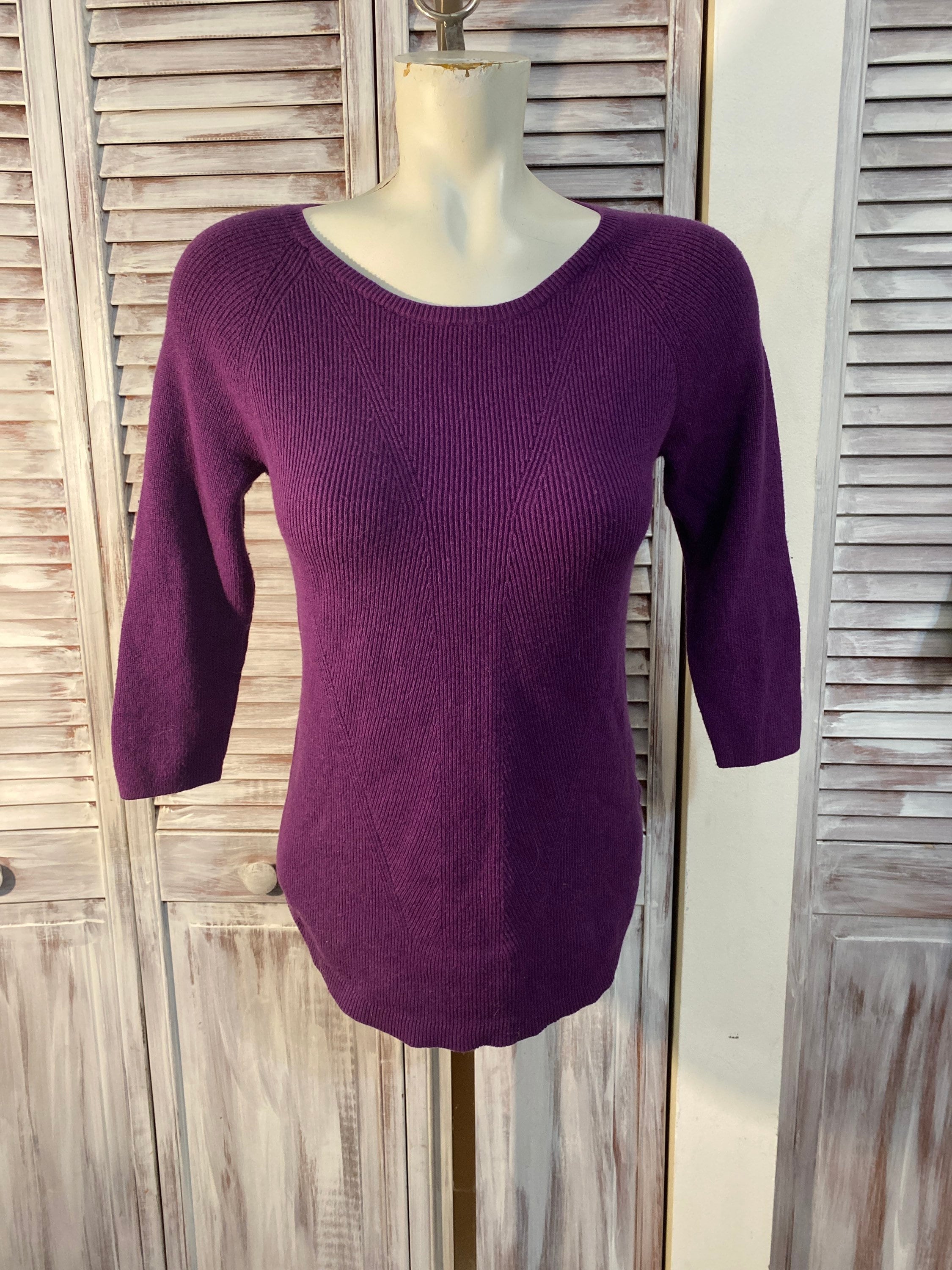 Purple Knit Sweater Ultra Stretchy Reitmans Woman Vintage Size S
