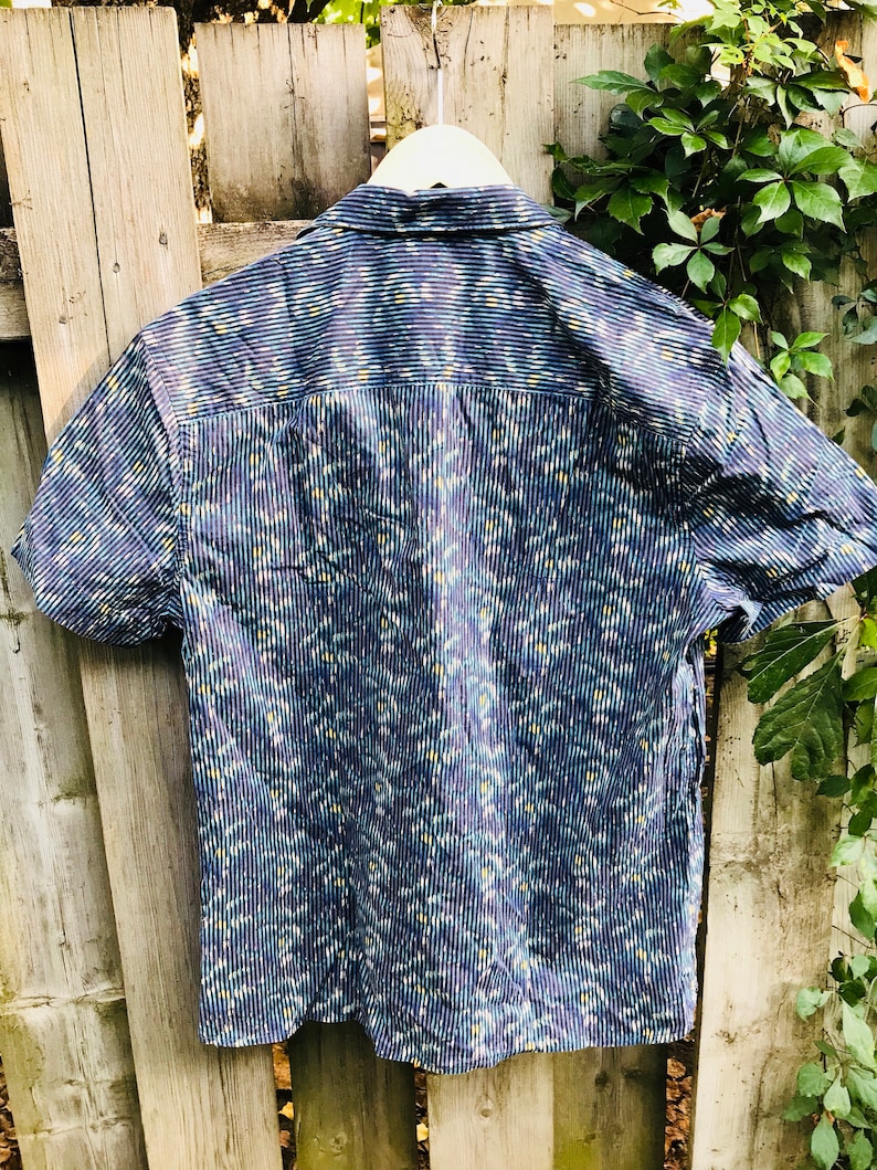 from blue shaded lined Men shirt casual designer Perry Ellies size large