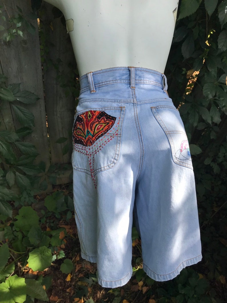 long vintage shorts high waist baggy Short up cycled patchwork embroidery size 30 shorts faded jeans
