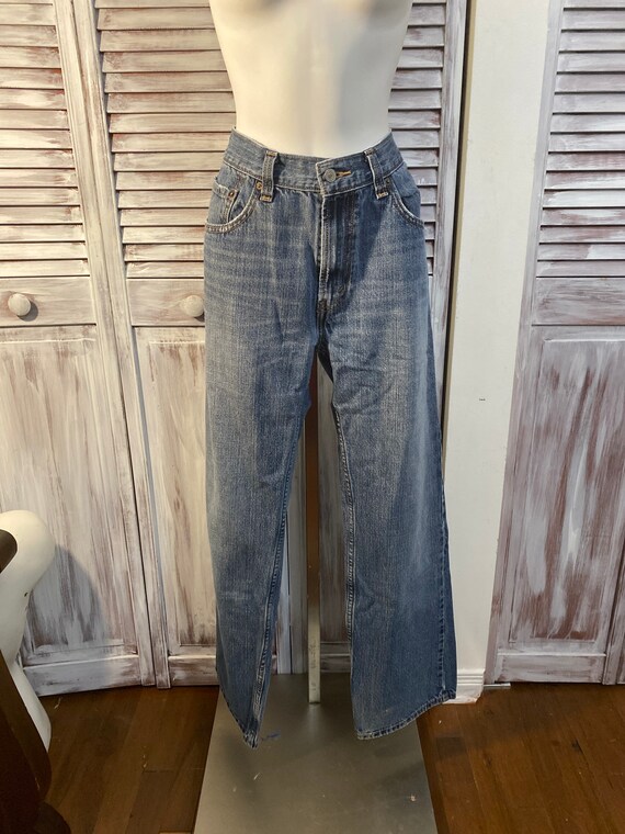 Levis 32 shop waist size women's