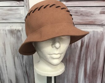 Chapeau Vintage Laulhère En Angora Et Fourrure Véritable - Taille Unique Marron - Occasion Comme Neuf - Ancien Modèle
