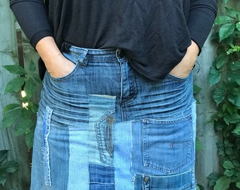 Skirt - upcycled clothing - jeans - pocket - vintage, gypsie look, jeans rework in skirt size 34 recovered fabrics made in Quebec Canada