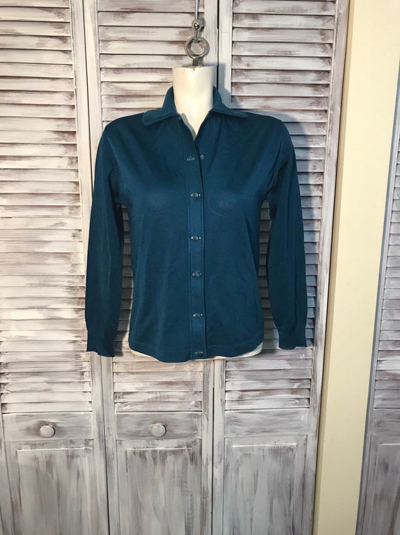 Gilet vintage femme - veste boutonnée de couleur b