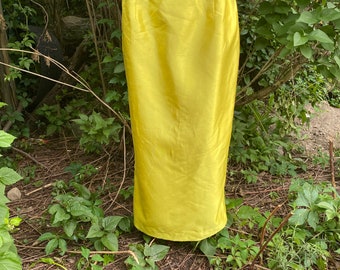 Bright yellow skirt woman vintage year 60 size 10