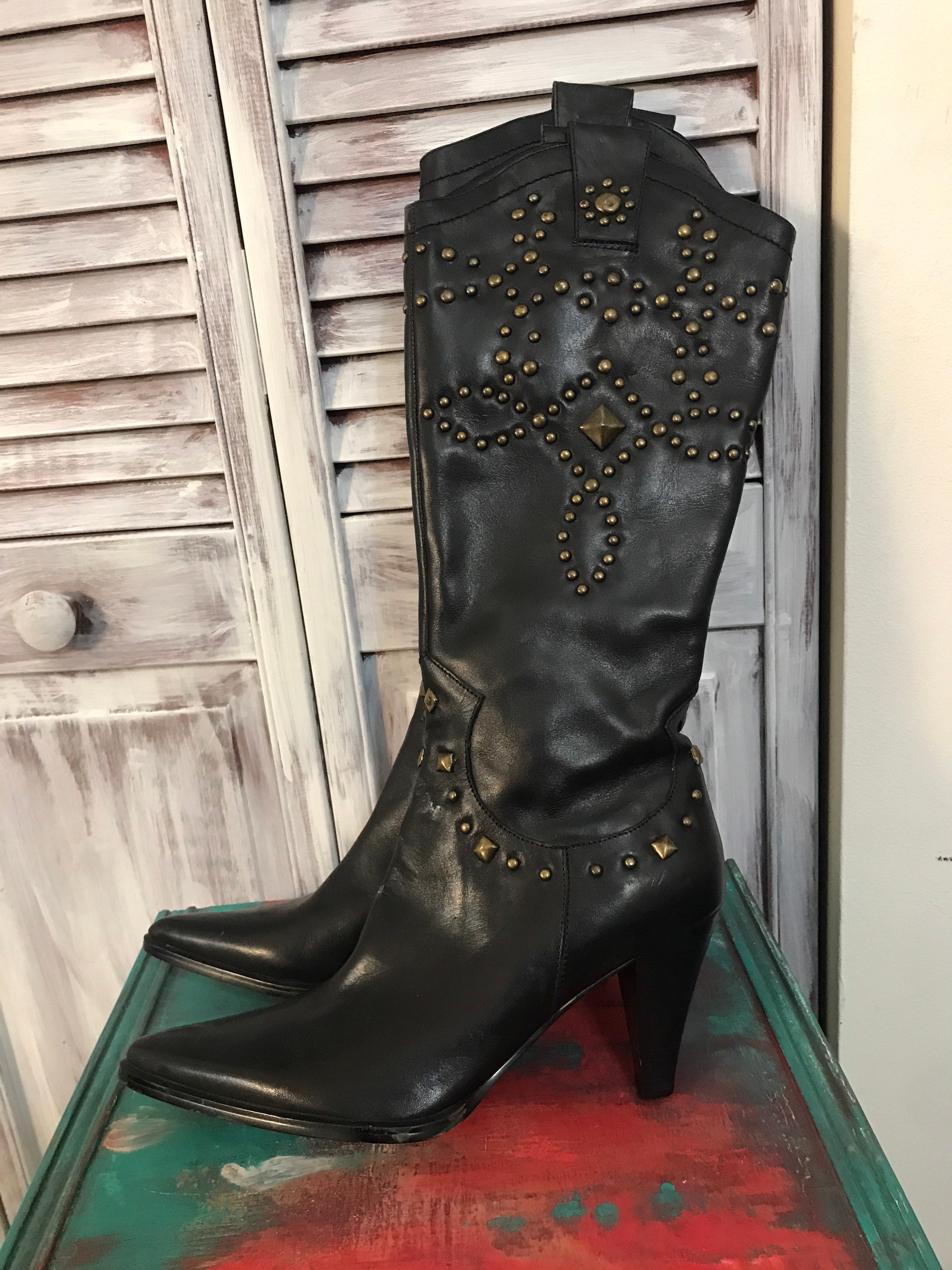 Navy cowgirl shop boots