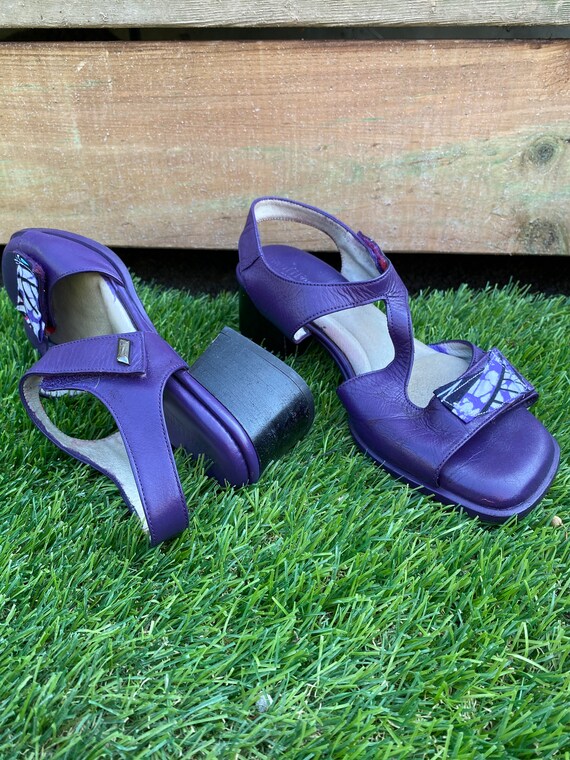 Square toe shop sandals uk