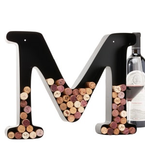 Portacorchos de vino personalizado (A-Z) (Letra M), Portacorchos decorativo con letras de vino (M), Decoración de portacorchos de pared (M), Regalo para amantes de la bebida
