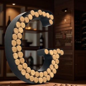Portacorchos de vino Decomil (A-Z) (Letra G) / Portacorchos decorativo con letras para vino (G) / Decoración de pared con portacorchos (G)