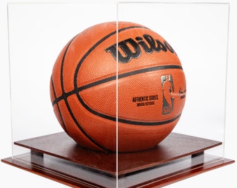 Vitrina de baloncesto de acrílico con protección UV – Base de madera maciza