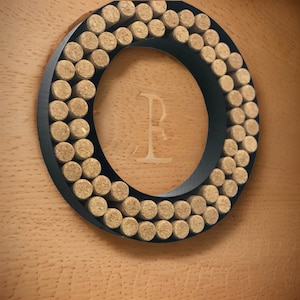 Portacorchos de vino Decomil (A-Z) (Letra O) / Portacorchos decorativo con letras para vino (O) / Decoración de pared con portacorchos (O)