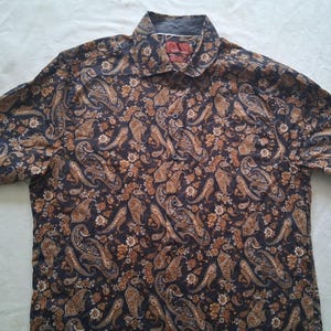 Floral Paisley Brown Black Short Sleeve Button Down Shirt - Medium Slim Mens