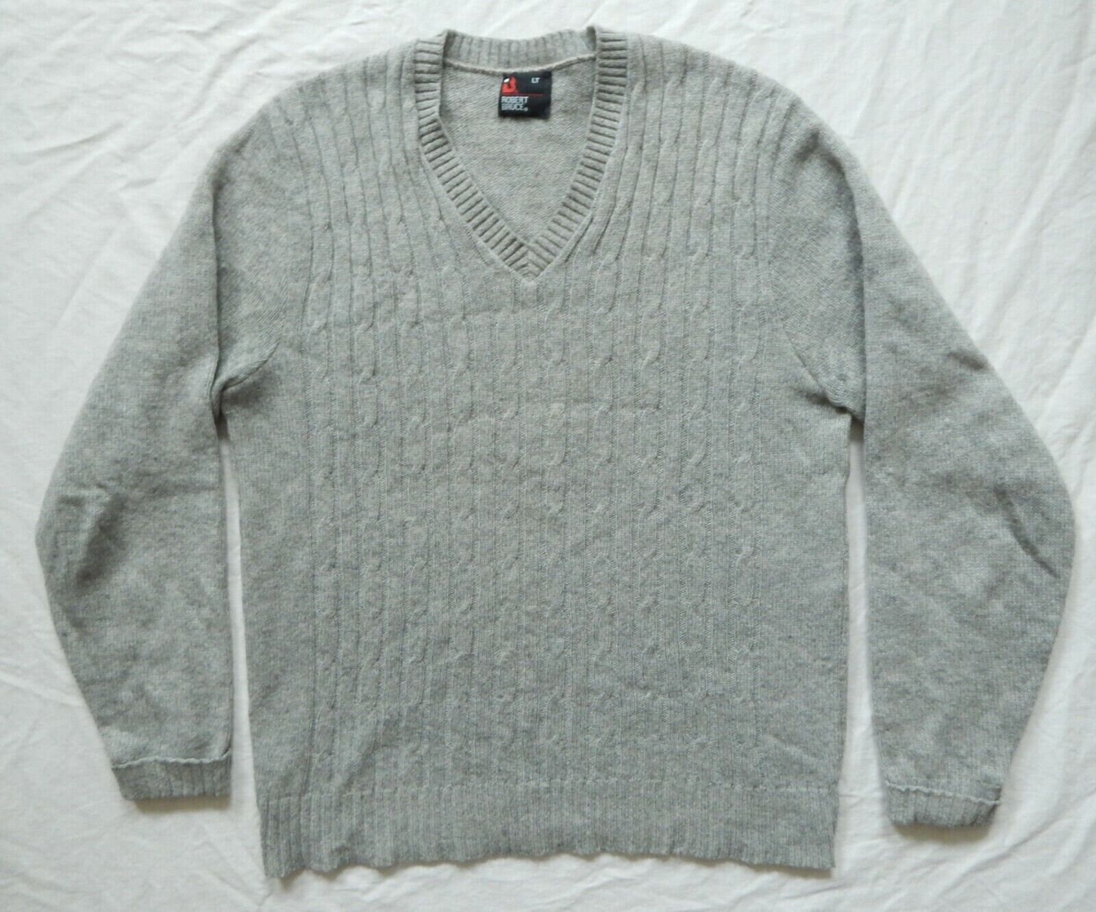 VintageGoldTreasure Gray Wool Cable Knit V-Neck Pullover Sweater - Large Tall Mens Robert Bruce Vintage