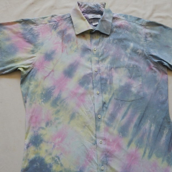 Tie Dye Black Pink Yellow Short Sleeve Button Up Shirt - Large Mens Striped