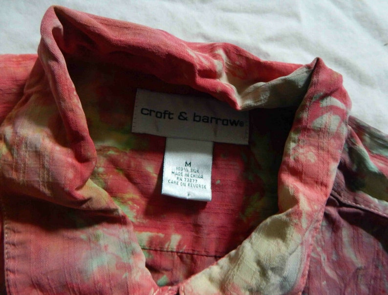 Medium Mens Hand Made Silk Tie Dye Red Purple Spiral Short Sleeve Camp Shirt