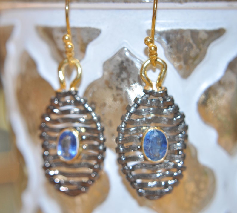Genuine Blue Kyanite Dangle Drop Lady/'s Earrings with Genuine Gemstone and Sterling Silver
