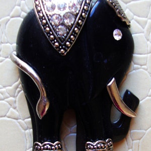 NECKLACE ELEPHANT BLACK Pendant Acrylic Silver Adjustable Vintage Jewelry Women Girls Lucky 24” Chain 3” Extender Gifts for Her Under 20