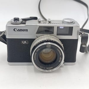 Excellent Canon Canonet QL17 Rangefinder 35mm Film Camera with 40mm f1.7 Lens. Serviced, New Light Seals Installed.