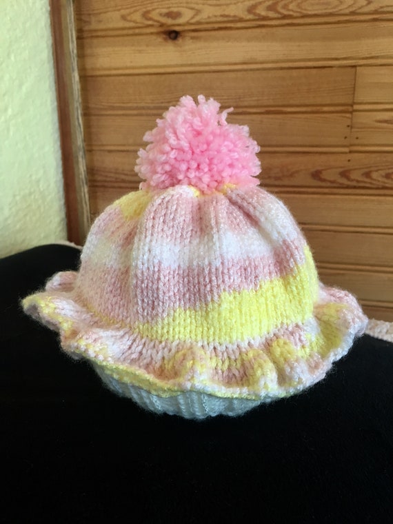 baby cupcake hat
